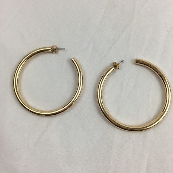 zara hoop earrings